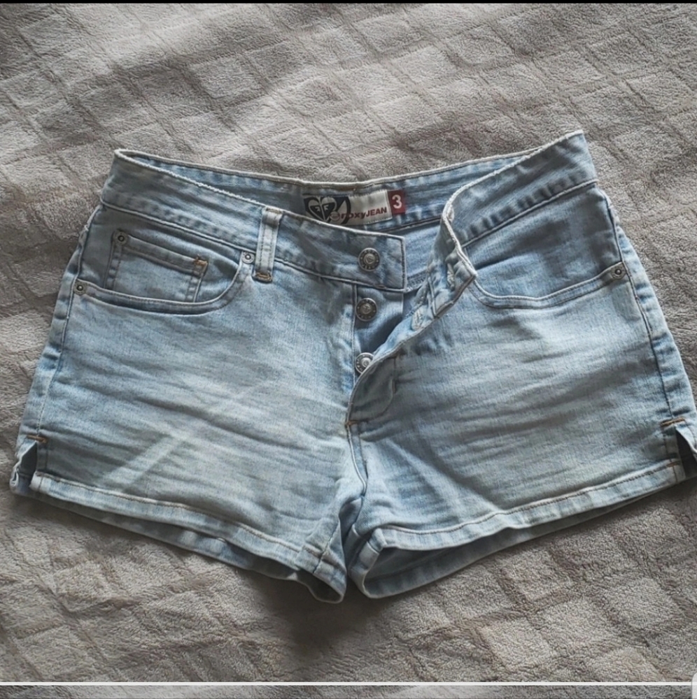 Roxy shorts